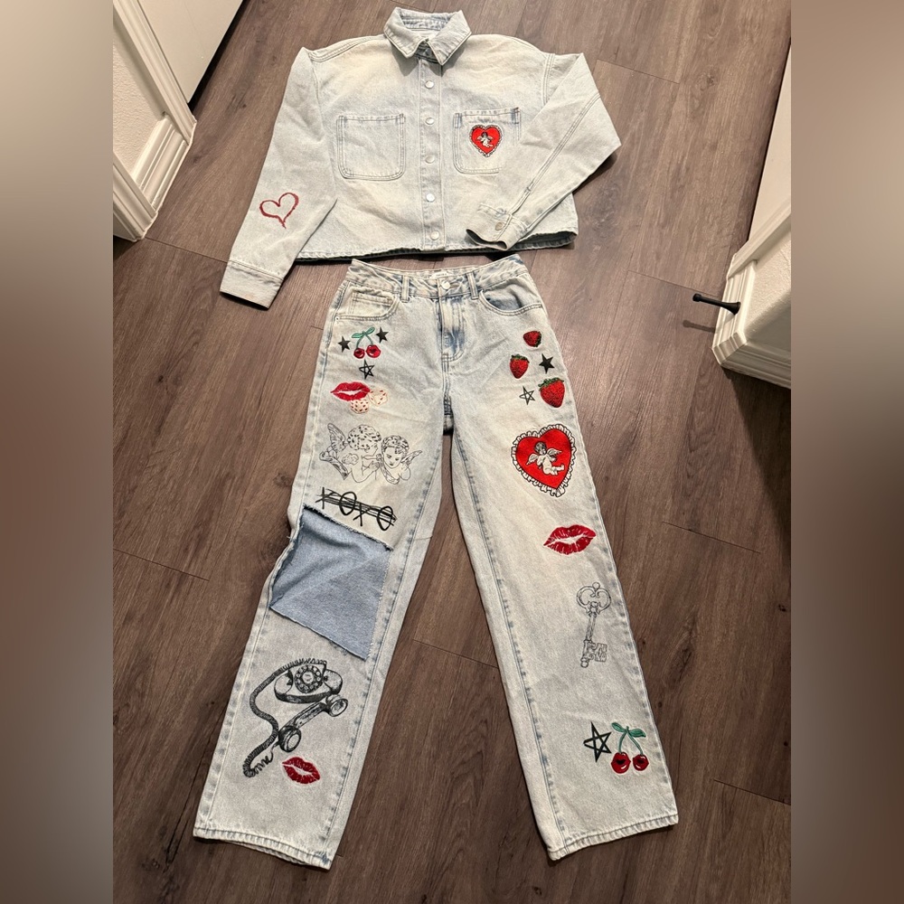 Forever 21 Light Blue Embroidered Jeans